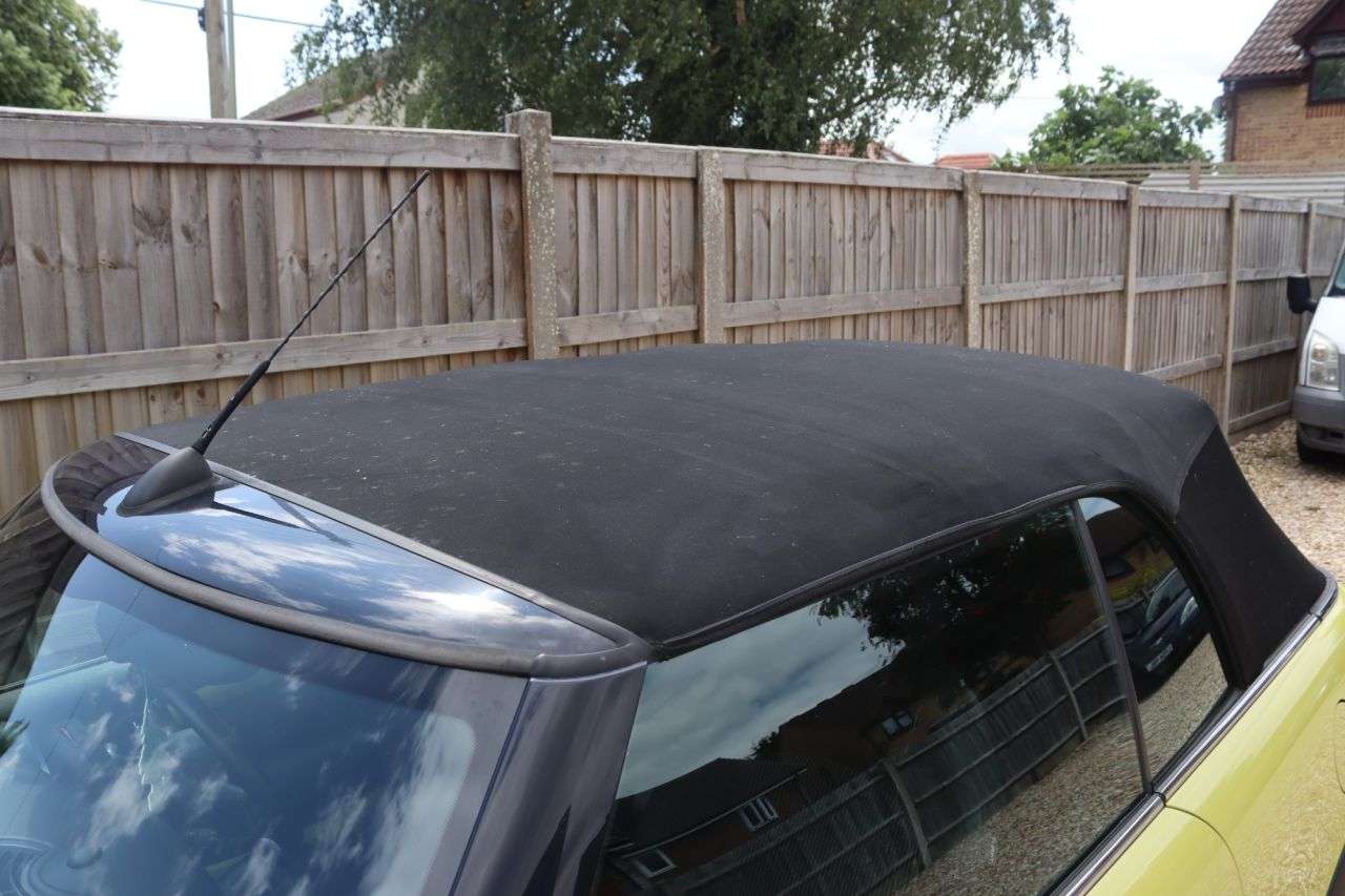 2009 MINI CONVERTIBLE 2009 MINI CONVERTIBLE