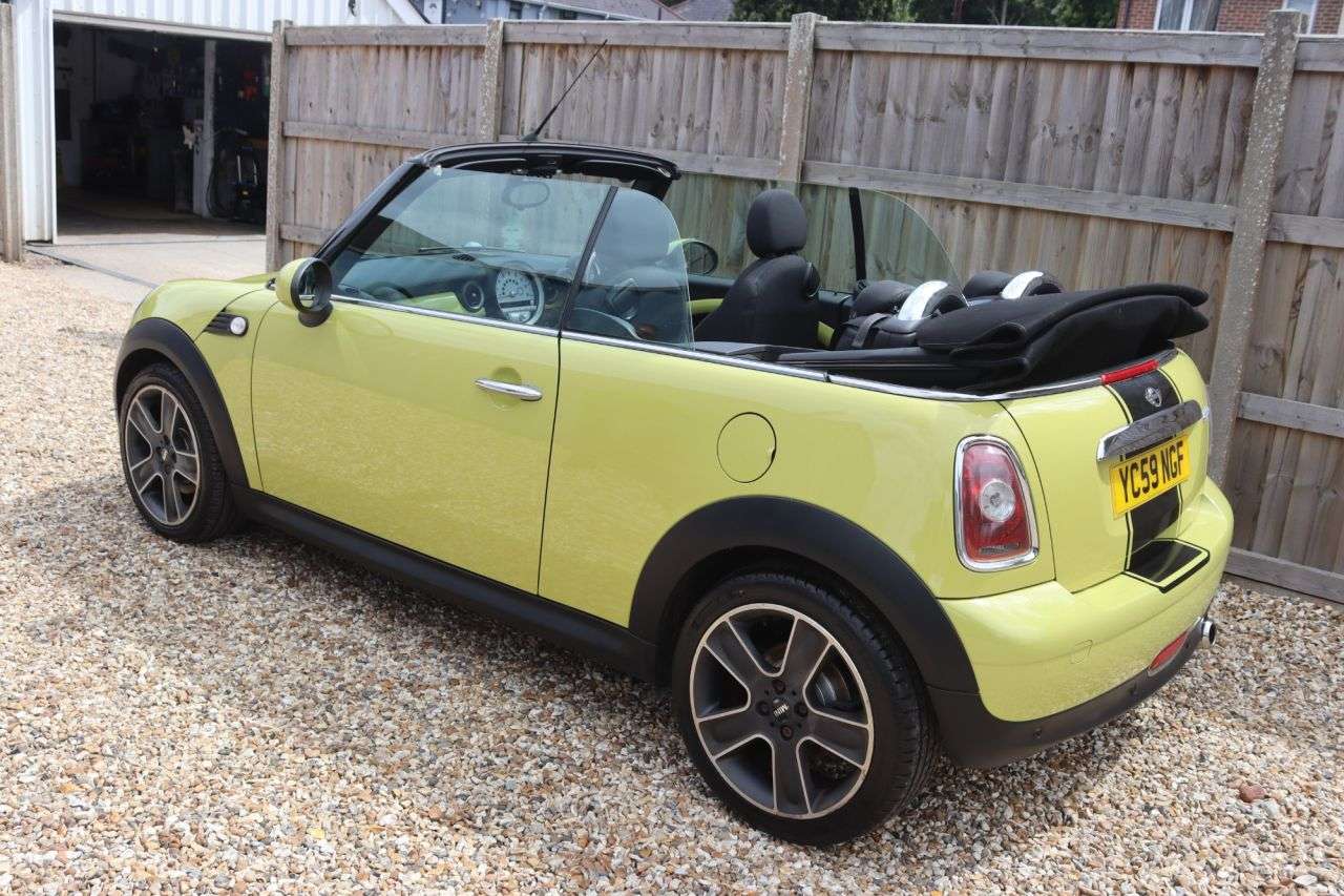 2009 MINI CONVERTIBLE 2009 MINI CONVERTIBLE