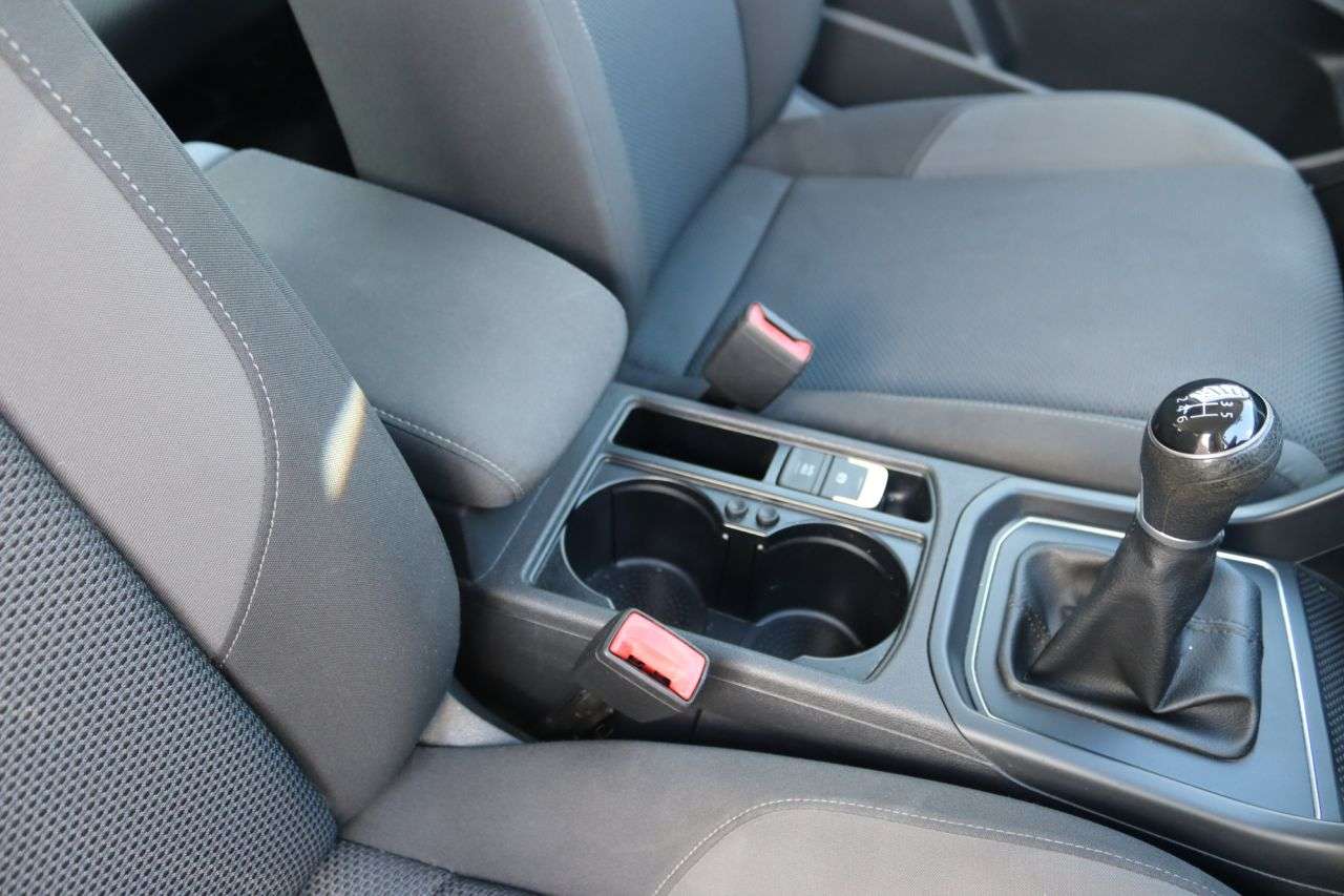 2017 VOLKSWAGEN TOURAN 2017 VOLKSWAGEN TOURAN