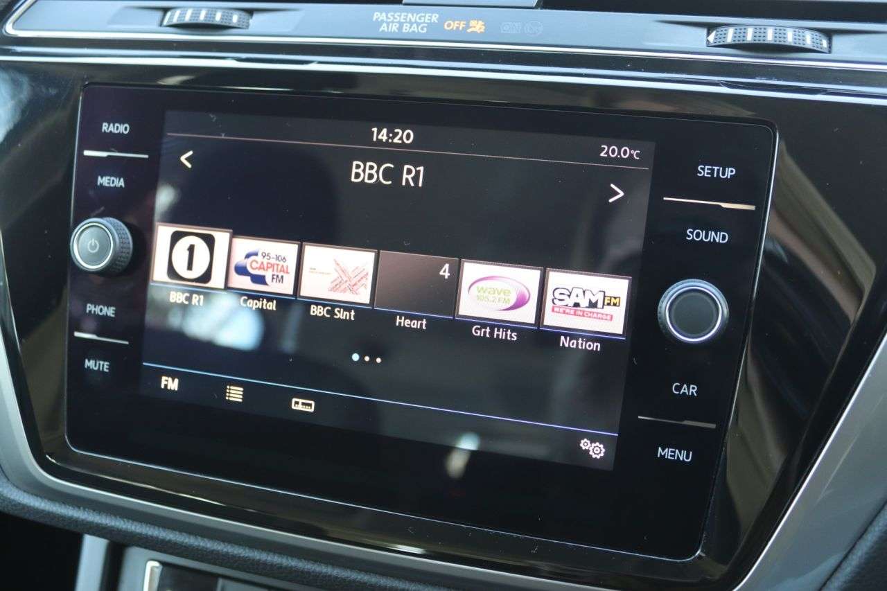 2017 VOLKSWAGEN TOURAN 2017 VOLKSWAGEN TOURAN