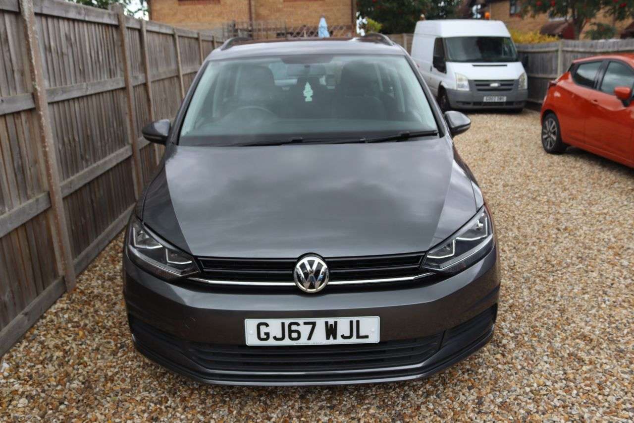 2017 VOLKSWAGEN TOURAN 2017 VOLKSWAGEN TOURAN