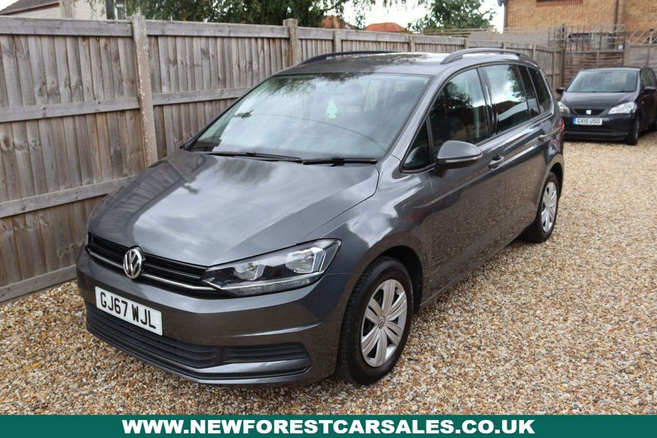 2017 VOLKSWAGEN TOURAN 2017 VOLKSWAGEN TOURAN
