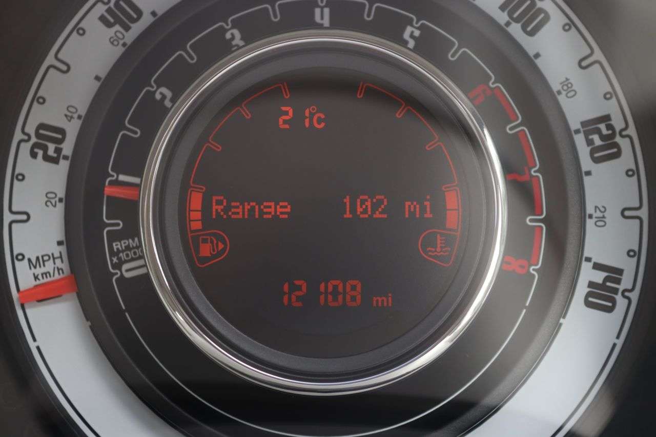 2019 FIAT 500 2019 FIAT 500