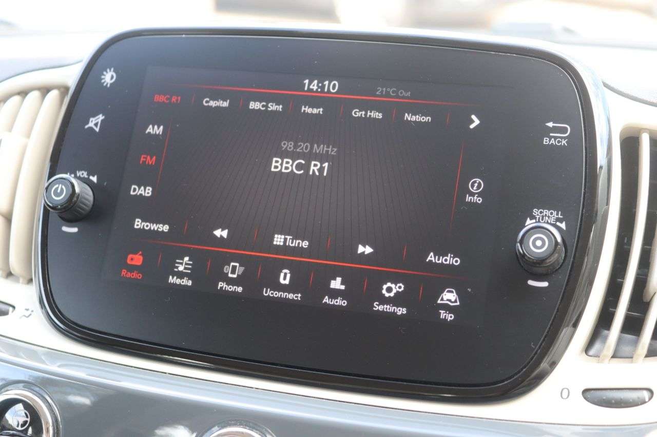 2019 FIAT 500 2019 FIAT 500