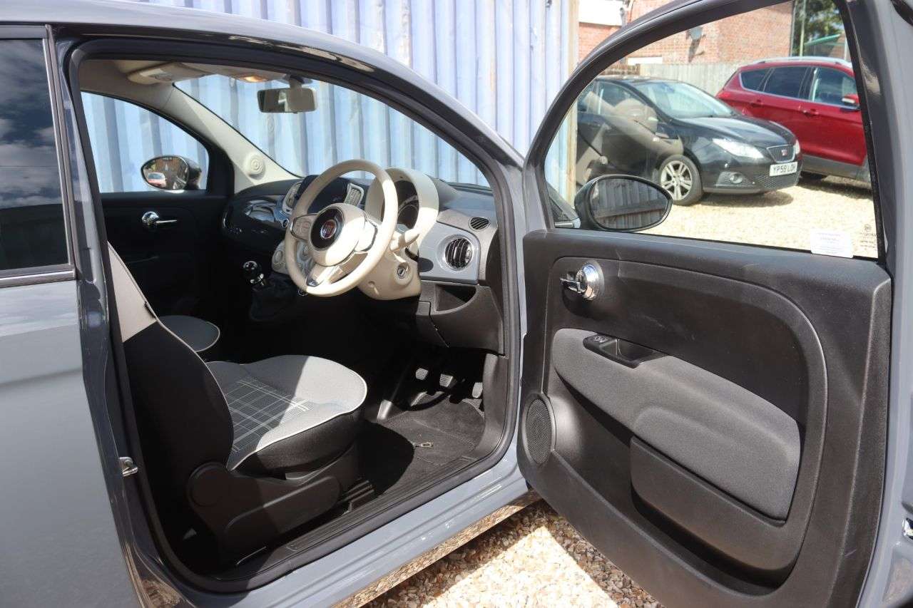 2019 FIAT 500 2019 FIAT 500