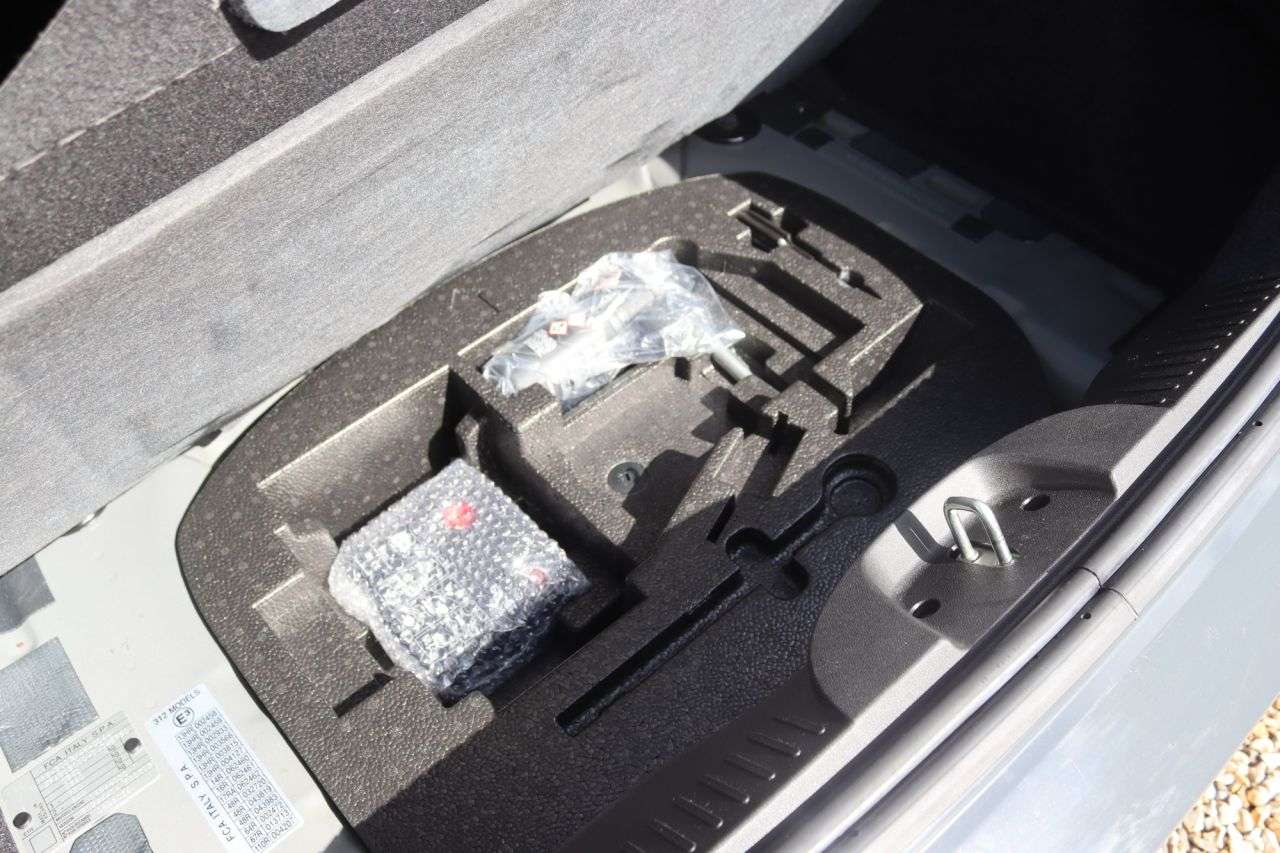 2019 FIAT 500 2019 FIAT 500