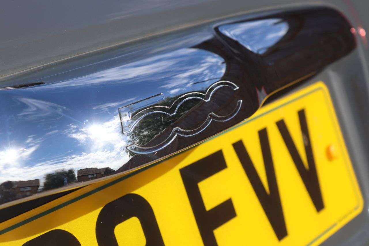 2019 FIAT 500 2019 FIAT 500