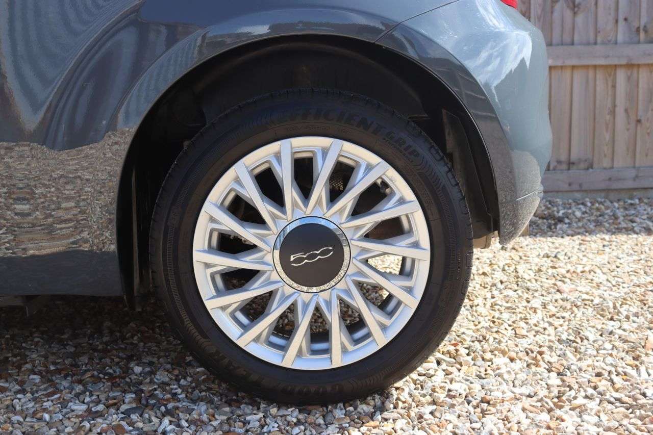 2019 FIAT 500 2019 FIAT 500