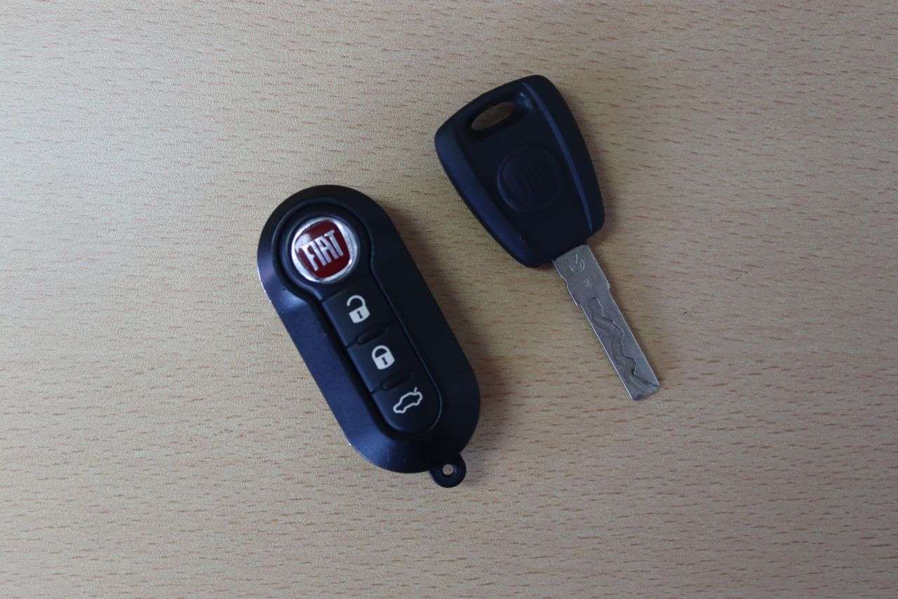 2019 FIAT 500 2019 FIAT 500