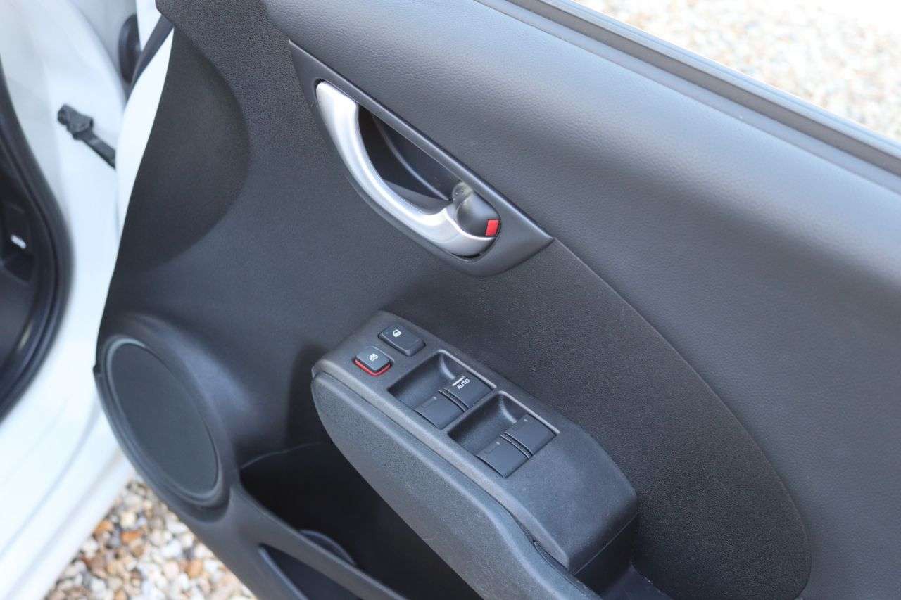 2015 HONDA JAZZ 2015 HONDA JAZZ