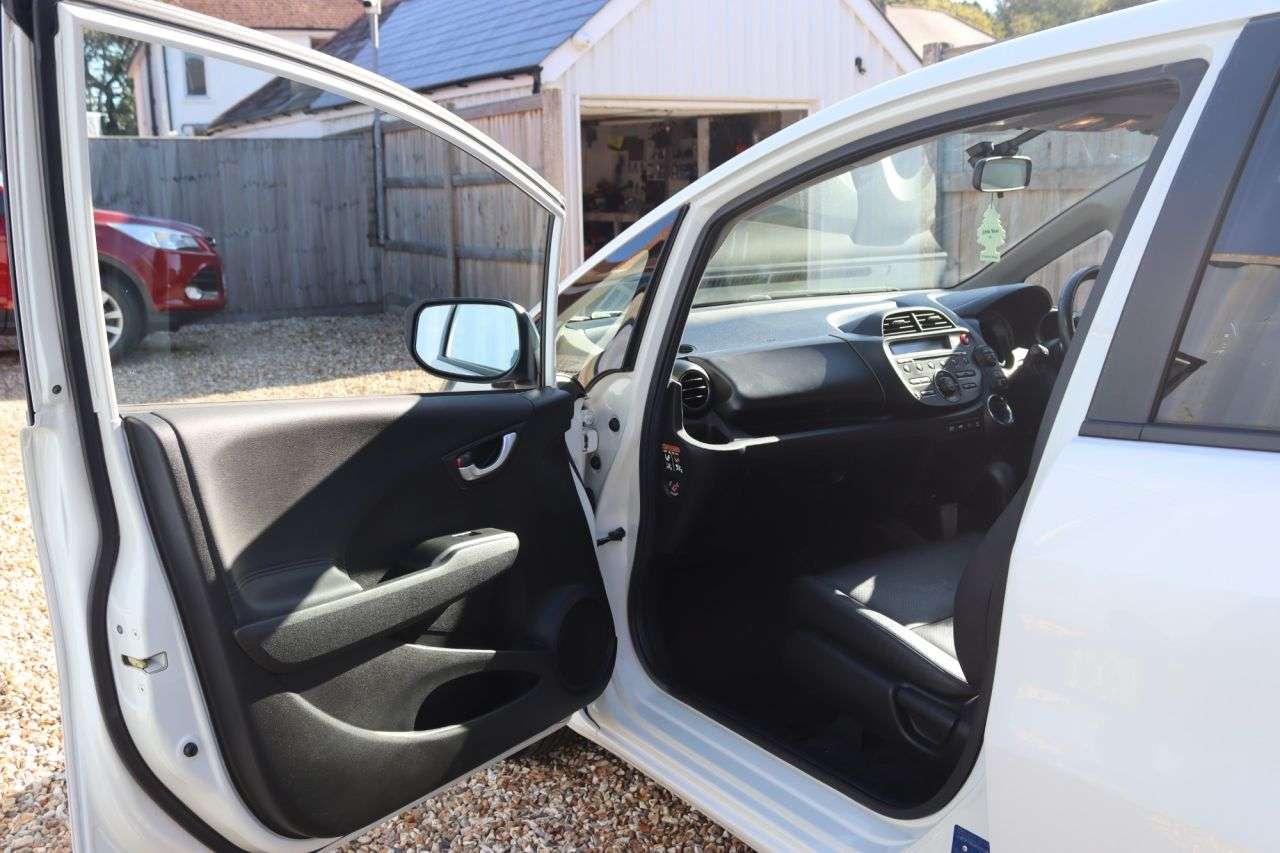 2015 HONDA JAZZ 2015 HONDA JAZZ