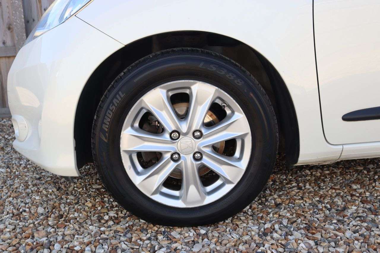 2015 HONDA JAZZ 2015 HONDA JAZZ