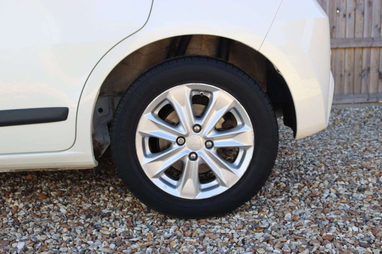 2015 HONDA JAZZ 2015 HONDA JAZZ