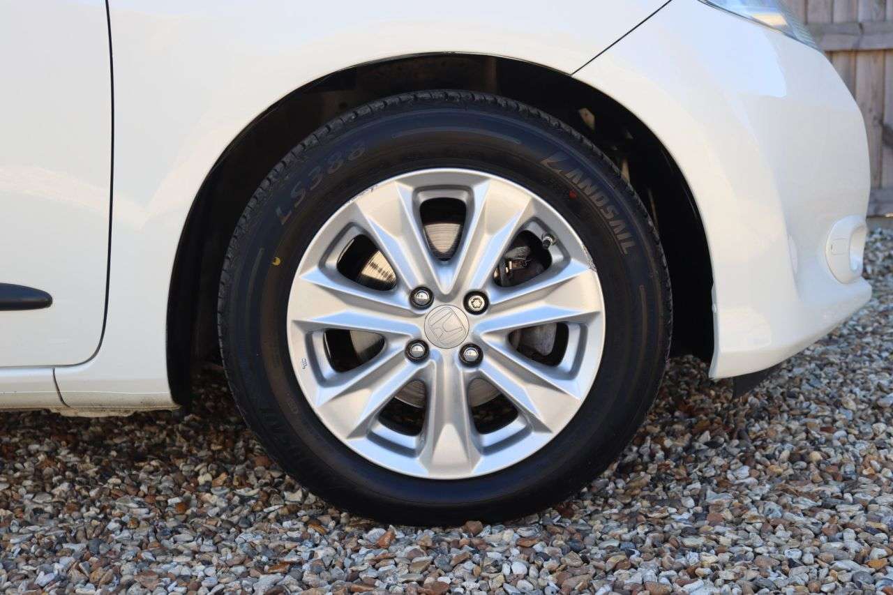 2015 HONDA JAZZ 2015 HONDA JAZZ