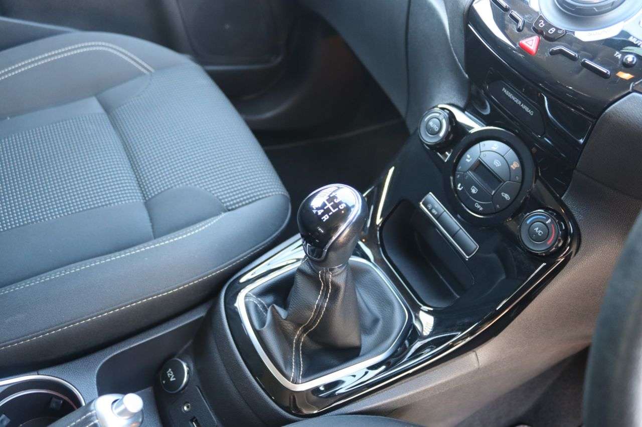 2015 FORD FIESTA 2015 FORD FIESTA