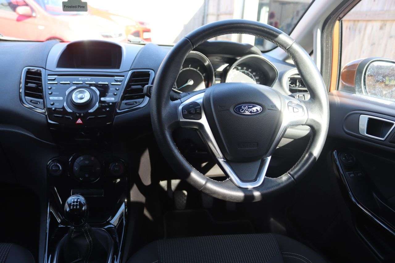 2015 FORD FIESTA 2015 FORD FIESTA