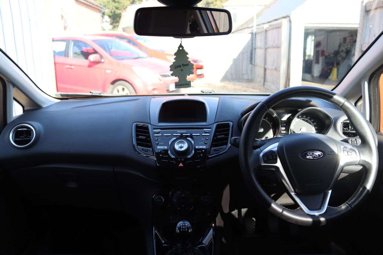 2015 FORD FIESTA 2015 FORD FIESTA