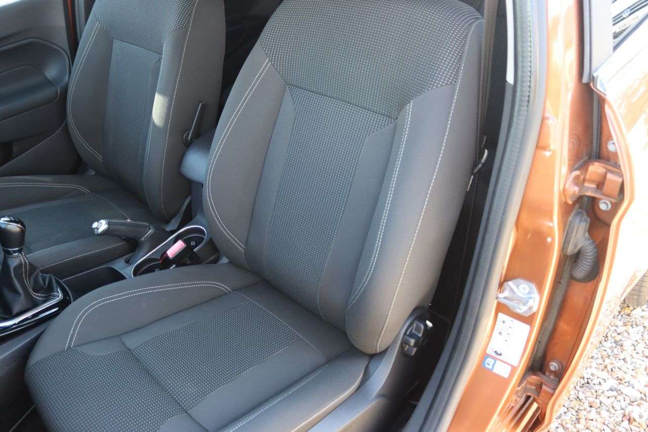 2015 FORD FIESTA 2015 FORD FIESTA