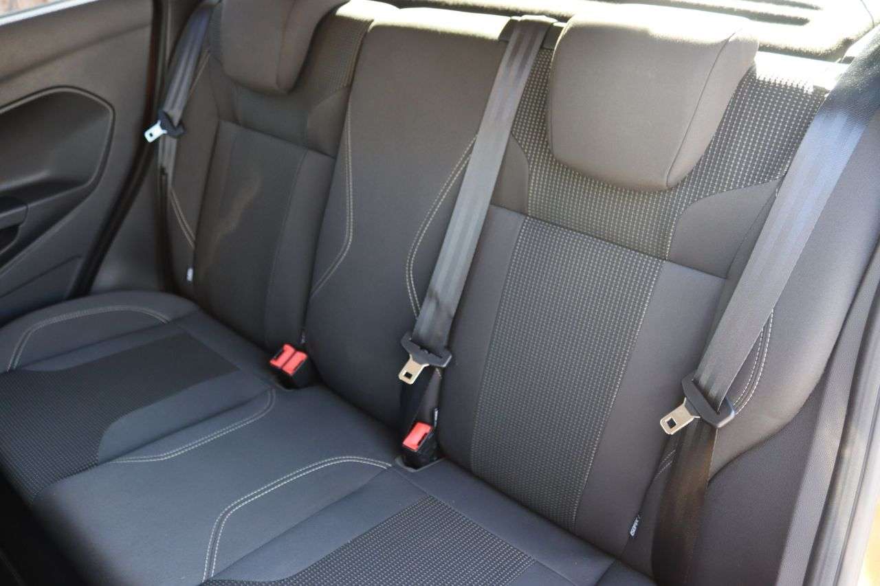 2015 FORD FIESTA 2015 FORD FIESTA