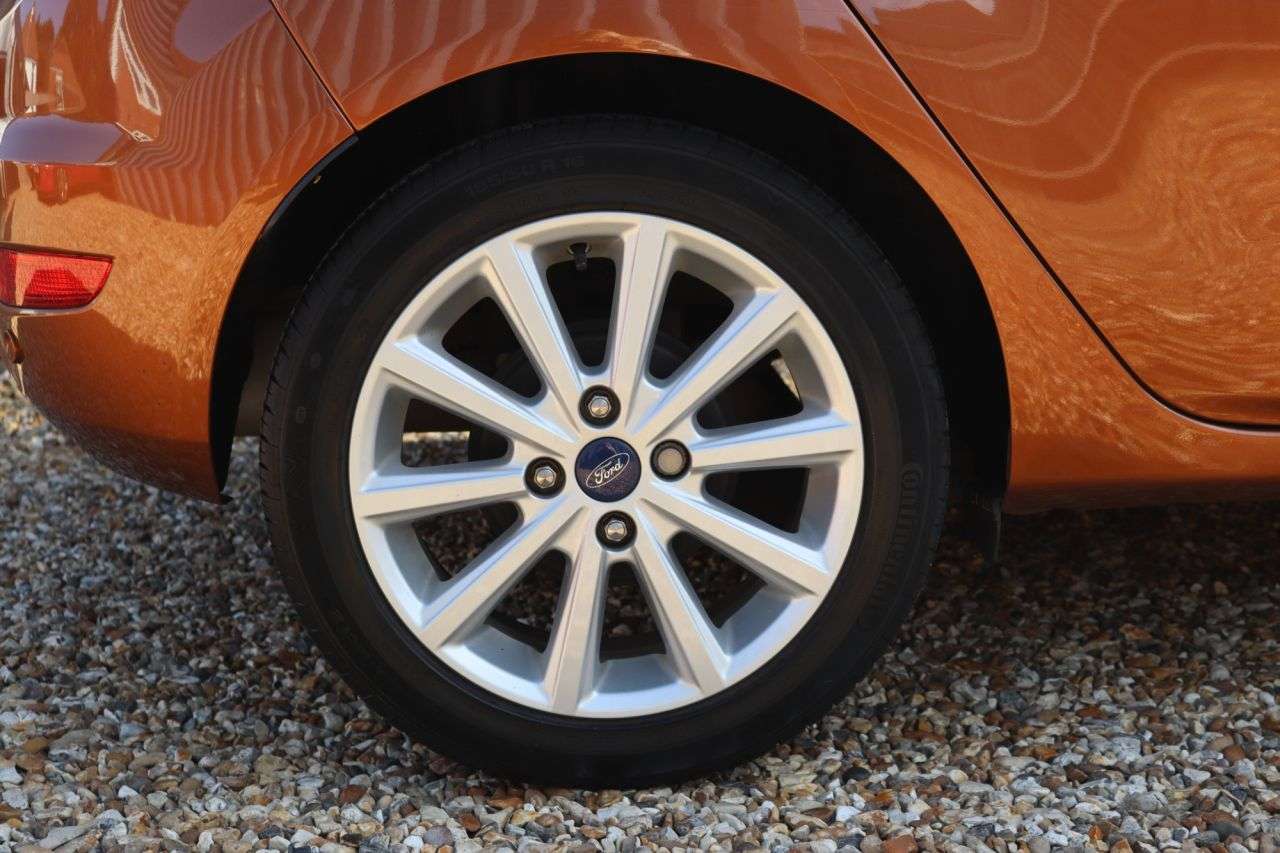 2015 FORD FIESTA 2015 FORD FIESTA