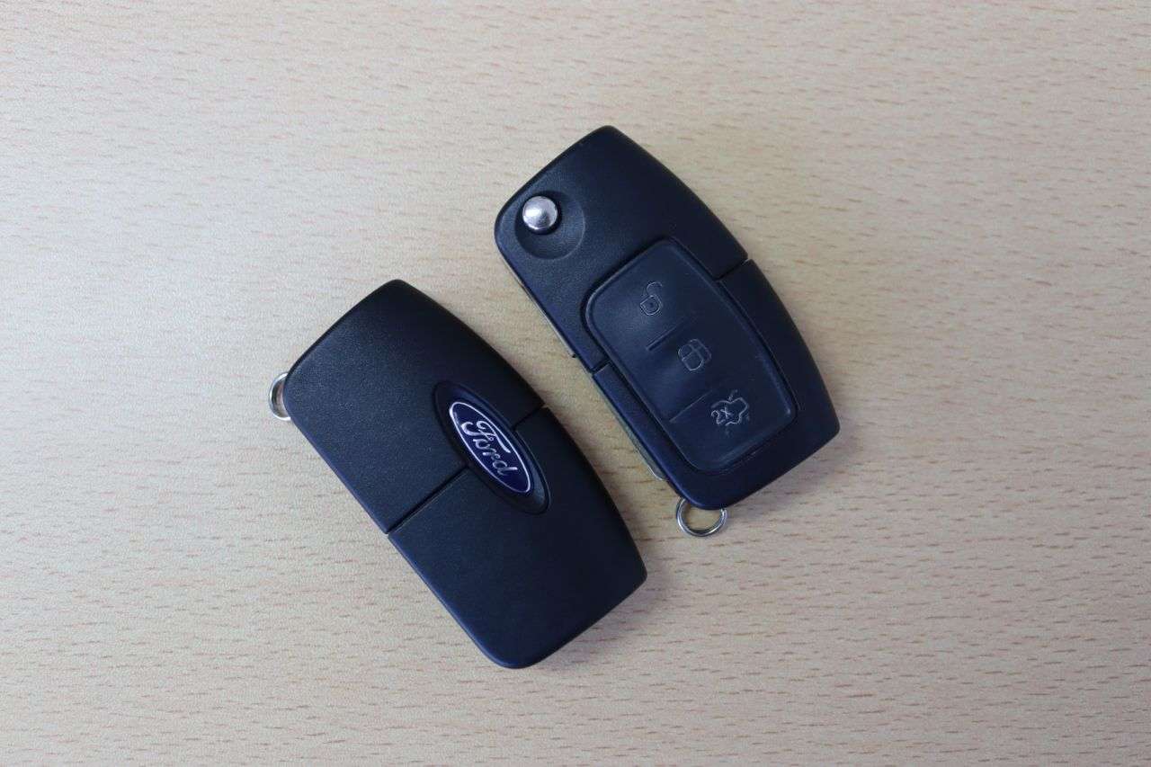 2015 FORD FIESTA 2015 FORD FIESTA