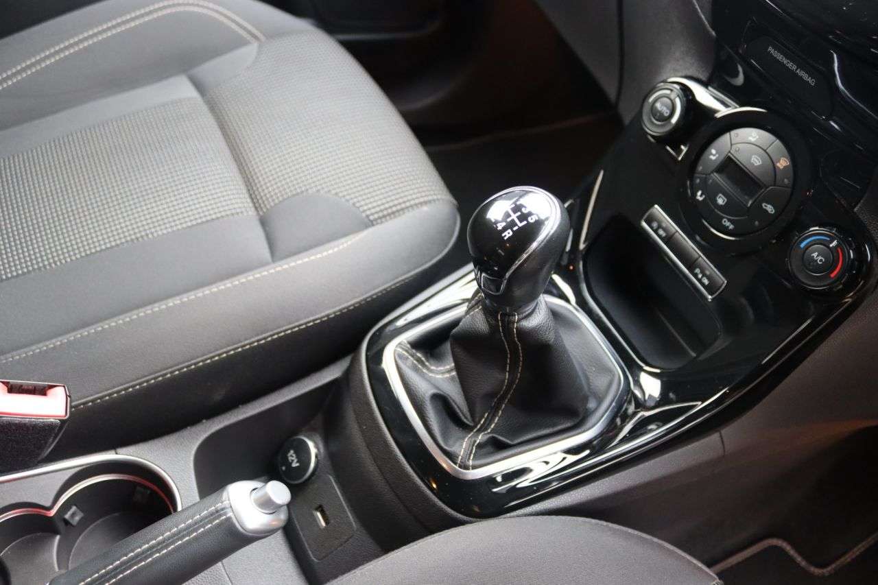 2016 FORD FIESTA 2016 FORD FIESTA