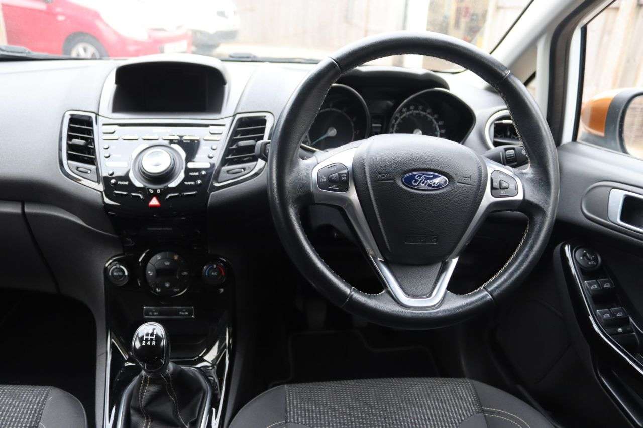2016 FORD FIESTA 2016 FORD FIESTA