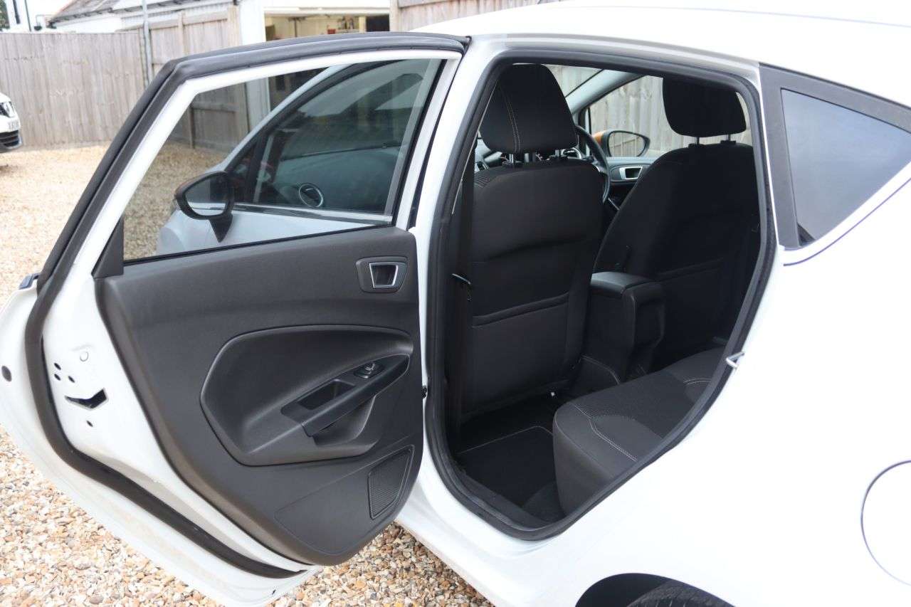 2016 FORD FIESTA 2016 FORD FIESTA