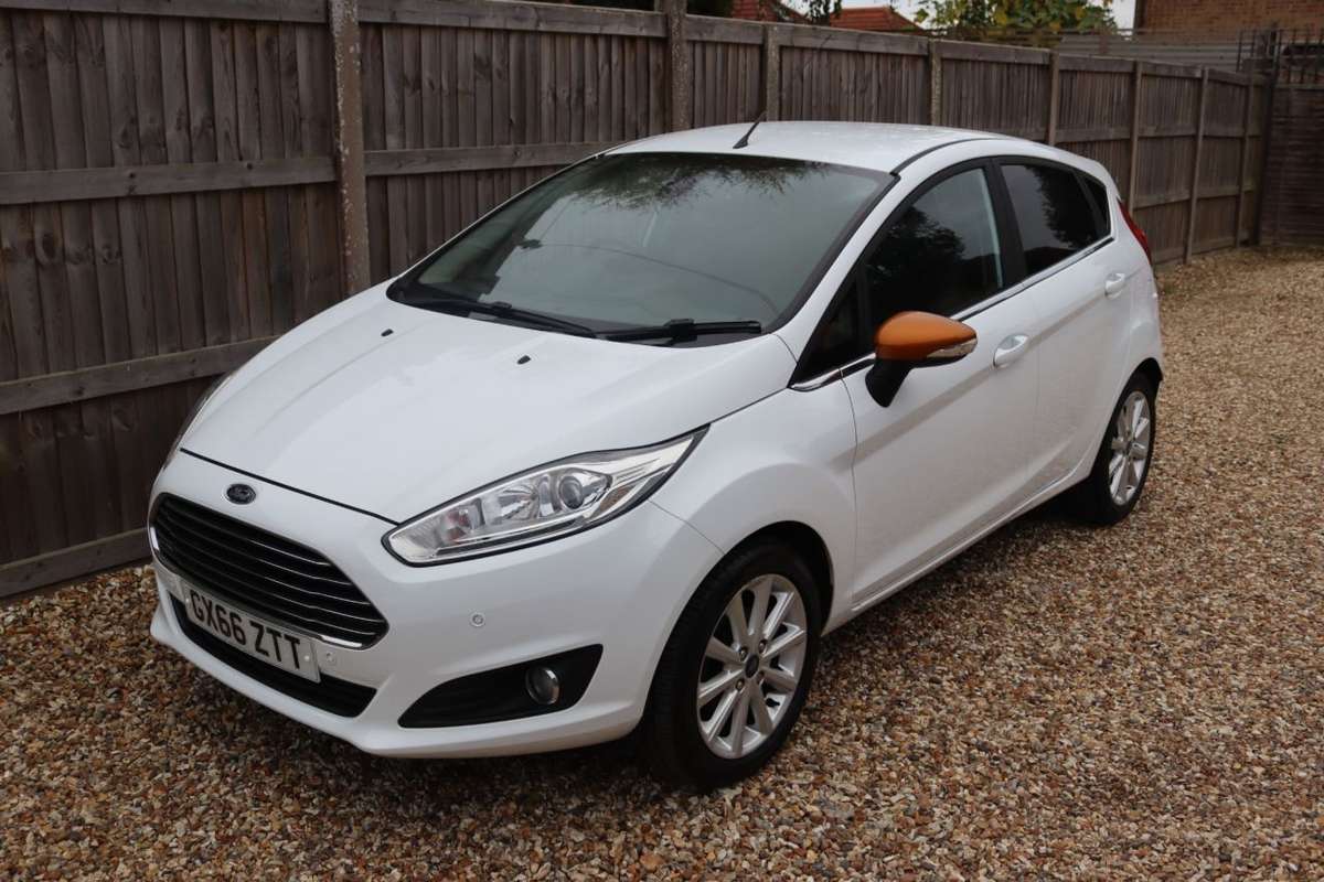 Check out this Ford Fiesta 2016 Petrol Manual
