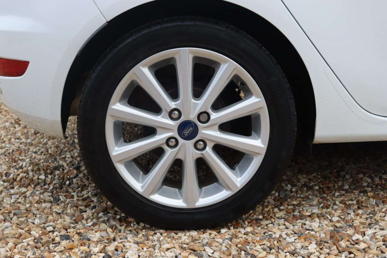 2016 FORD FIESTA 2016 FORD FIESTA