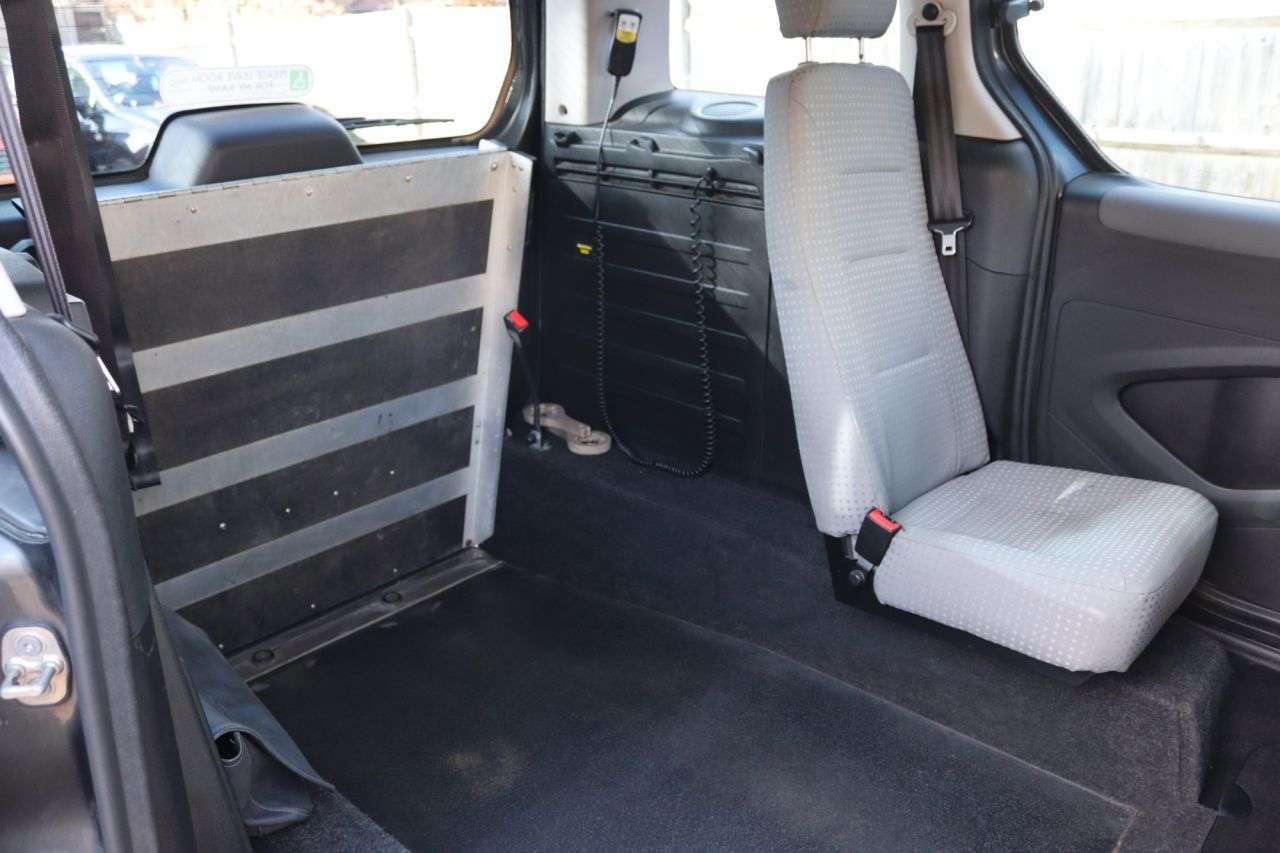 2013 PEUGEOT PARTNER TEPEE 2013 PEUGEOT PARTNER TEPEE