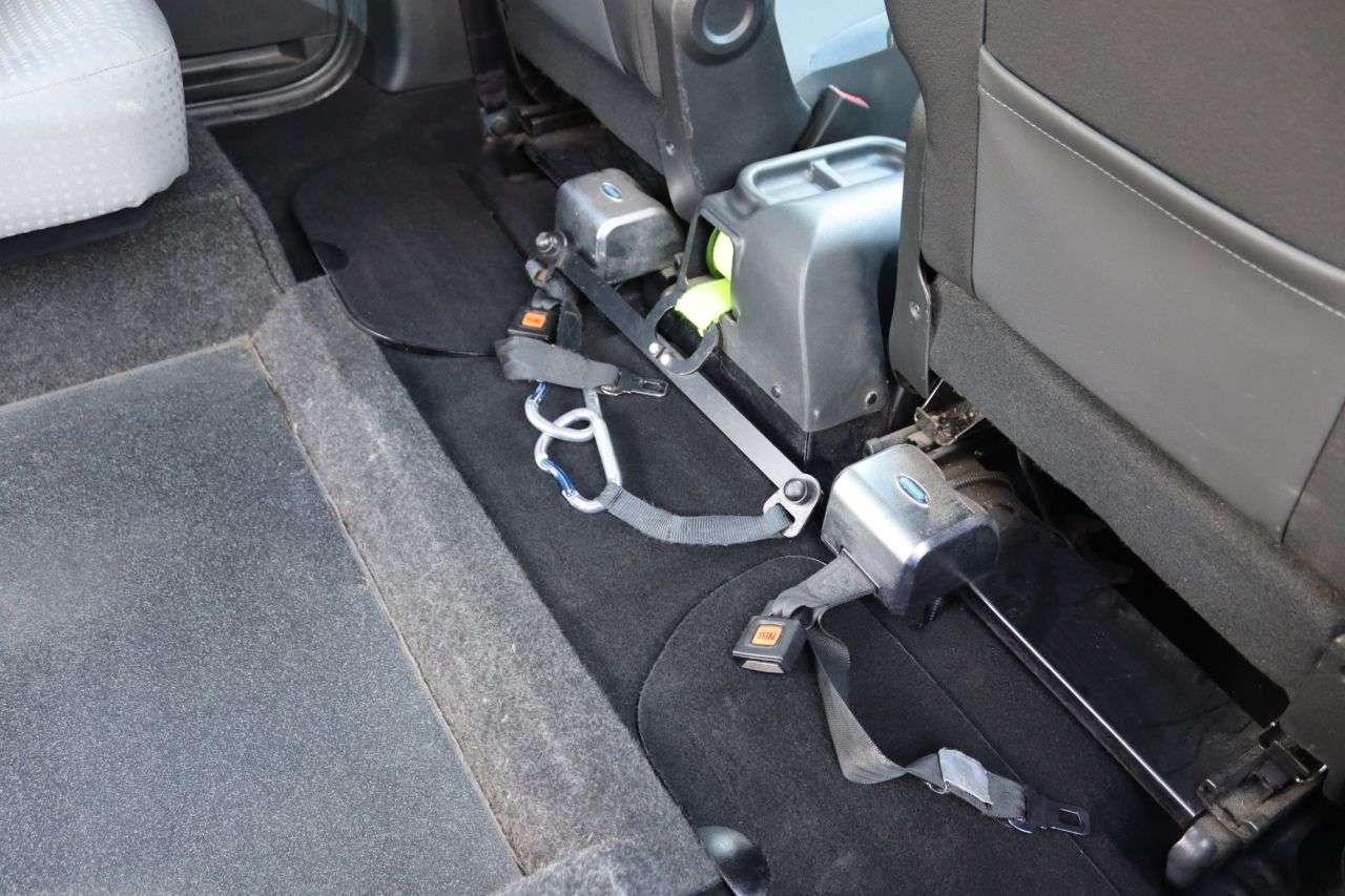 2013 PEUGEOT PARTNER TEPEE 2013 PEUGEOT PARTNER TEPEE