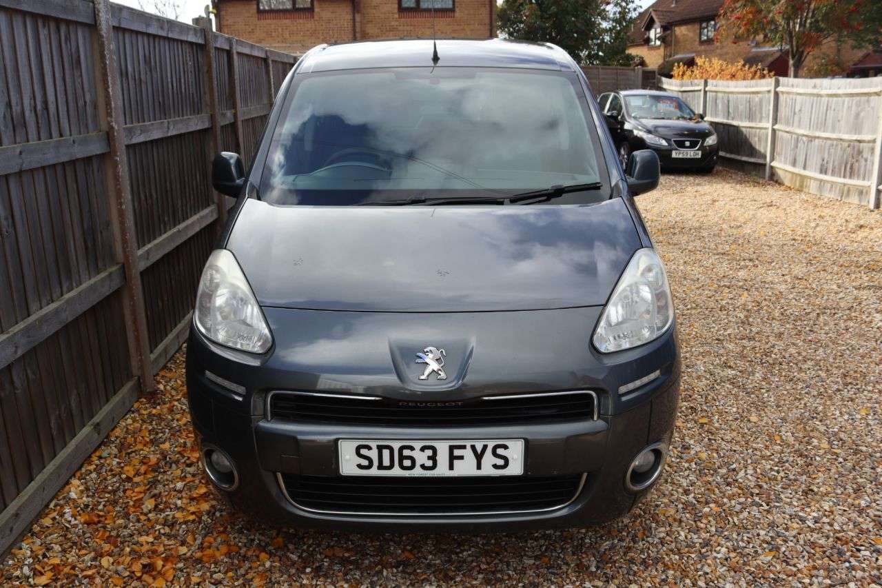 2013 PEUGEOT PARTNER TEPEE 2013 PEUGEOT PARTNER TEPEE