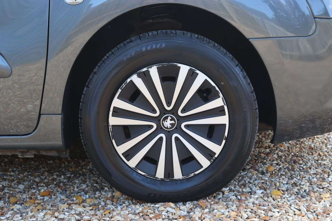 2013 PEUGEOT PARTNER TEPEE 2013 PEUGEOT PARTNER TEPEE