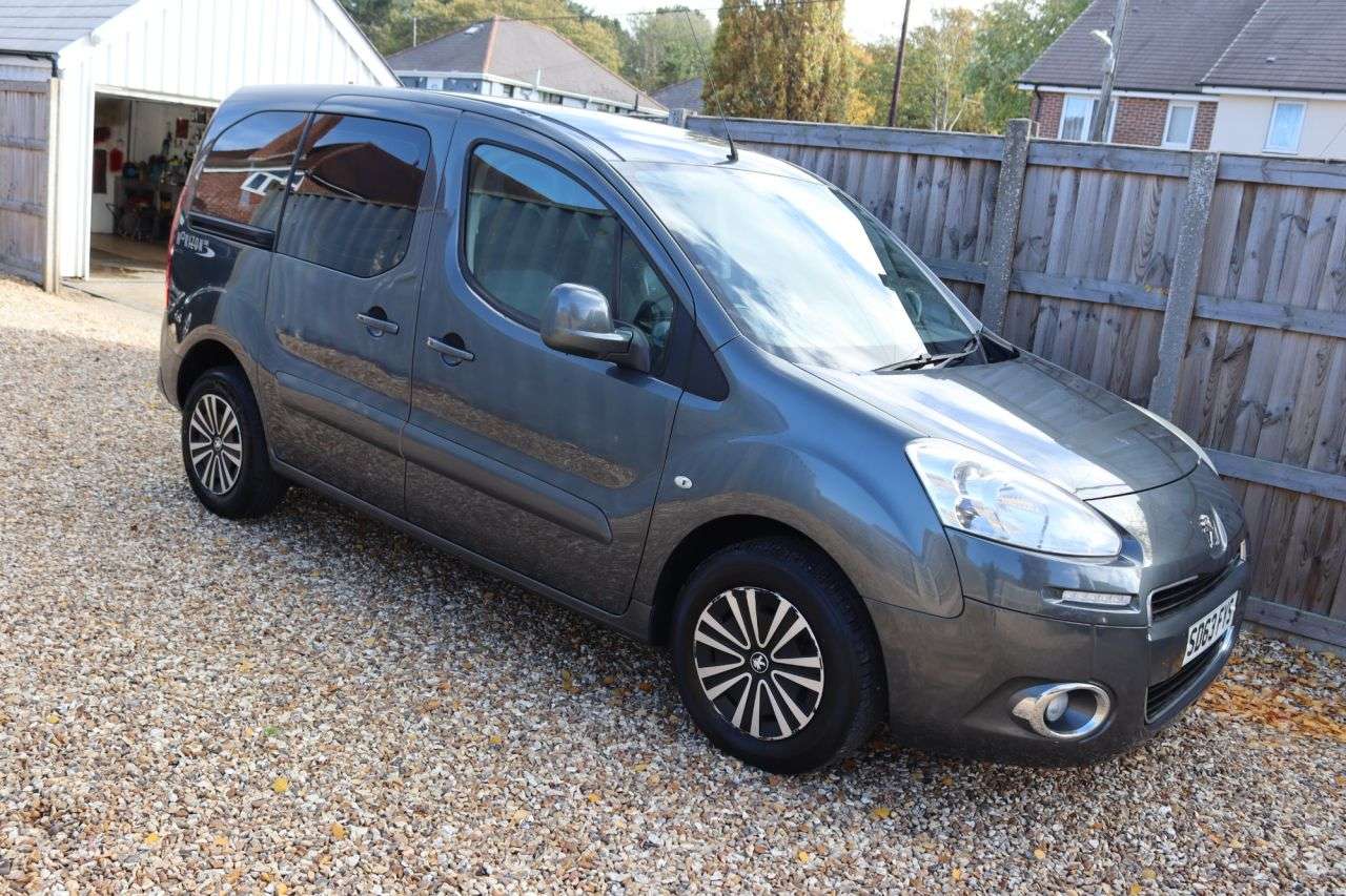 2013 PEUGEOT PARTNER TEPEE 2013 PEUGEOT PARTNER TEPEE
