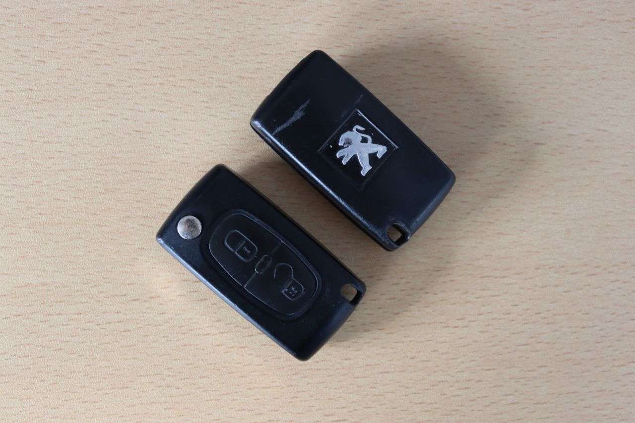 2013 PEUGEOT PARTNER TEPEE 2013 PEUGEOT PARTNER TEPEE