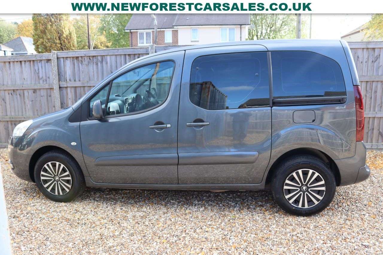 2013 PEUGEOT PARTNER TEPEE 2013 PEUGEOT PARTNER TEPEE