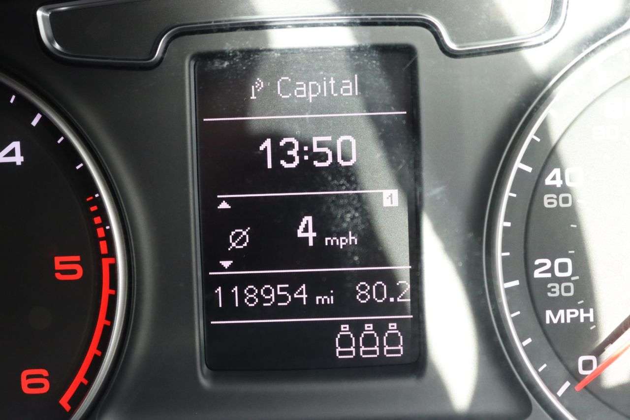 2015 AUDI Q3 2015 AUDI Q3