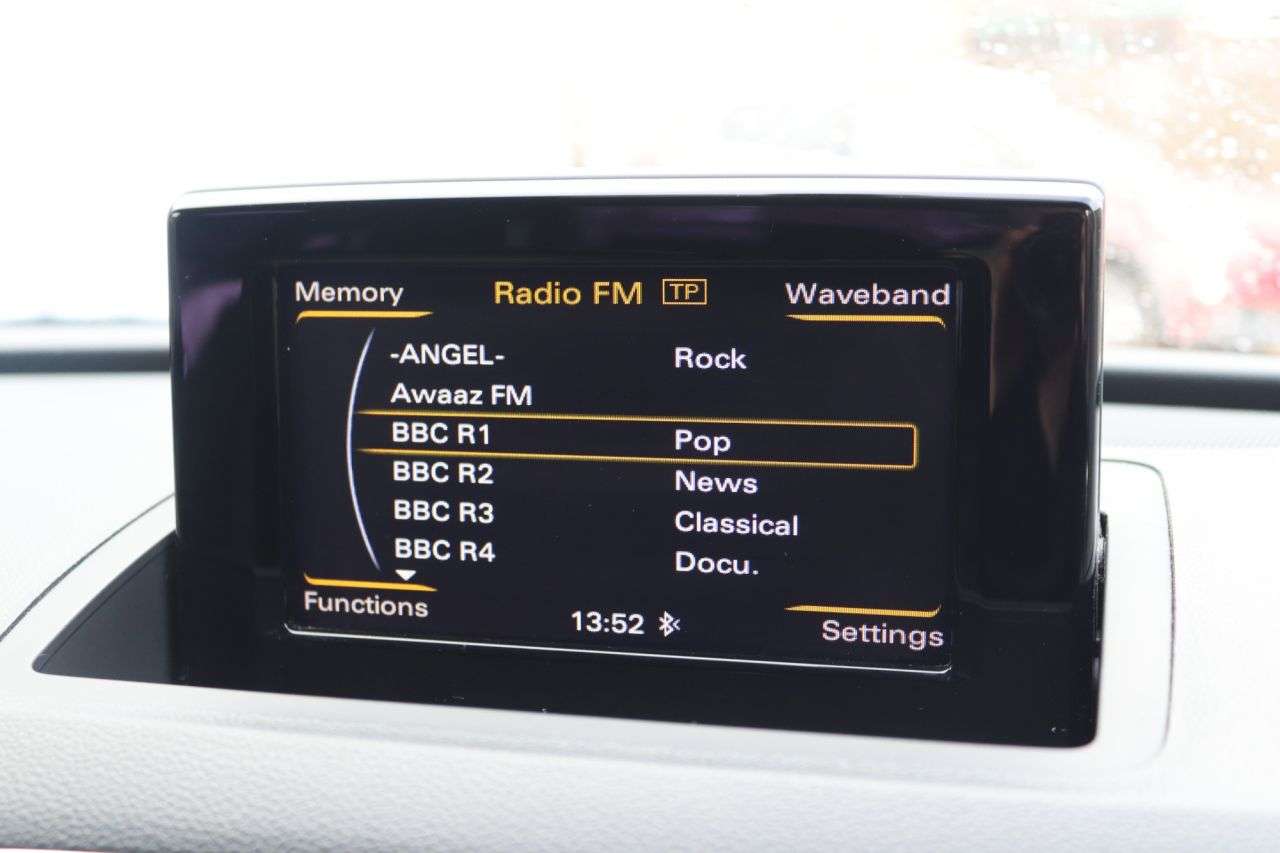 2015 AUDI Q3 2015 AUDI Q3