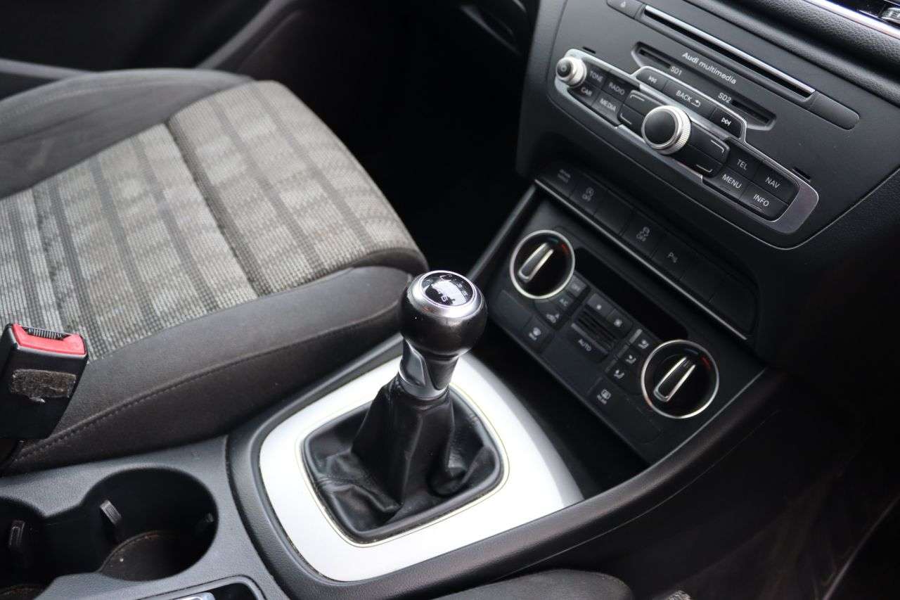 2015 AUDI Q3 2015 AUDI Q3