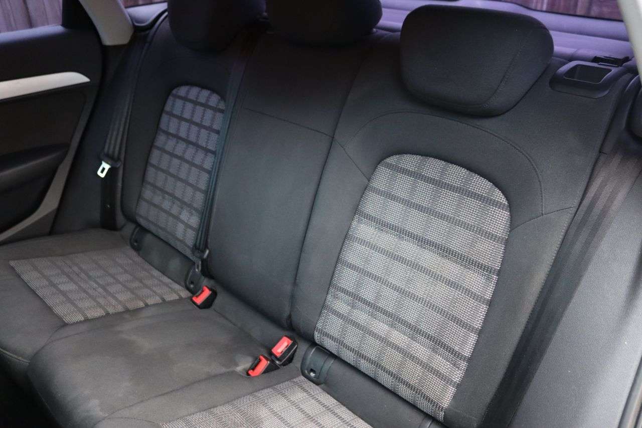 2015 AUDI Q3 2015 AUDI Q3