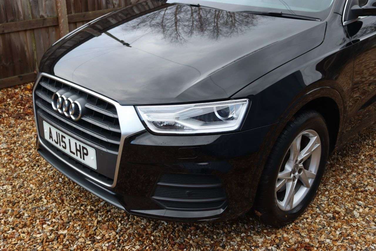 2015 AUDI Q3 2015 AUDI Q3