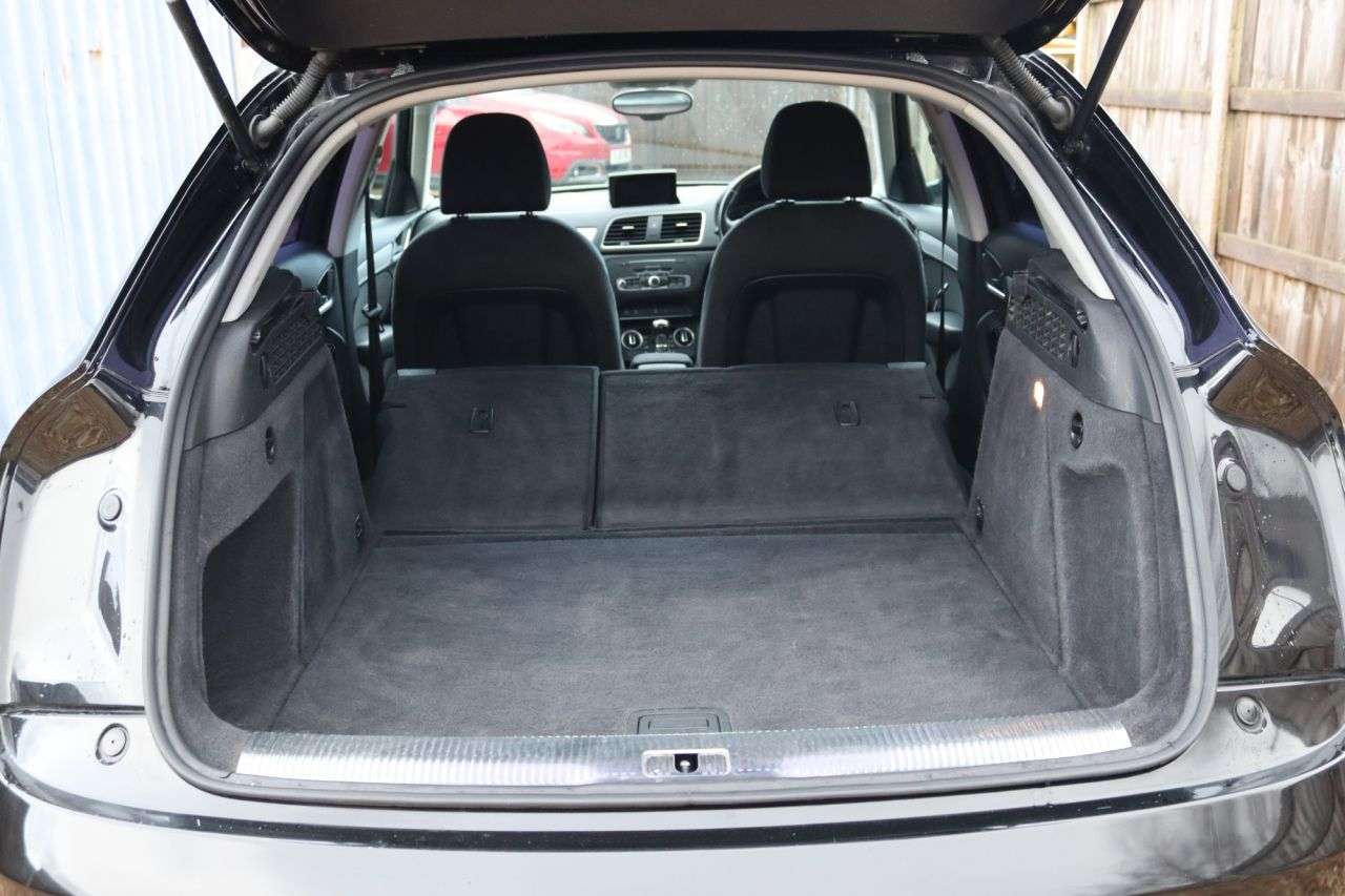 2015 AUDI Q3 2015 AUDI Q3