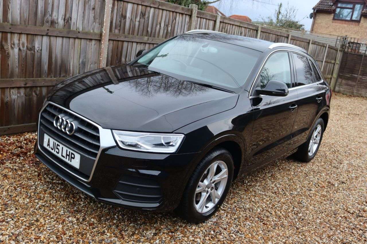 2015 AUDI Q3 2015 AUDI Q3