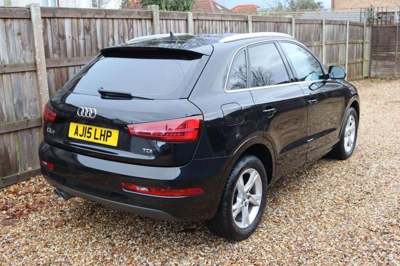 2015 AUDI Q3 2015 AUDI Q3