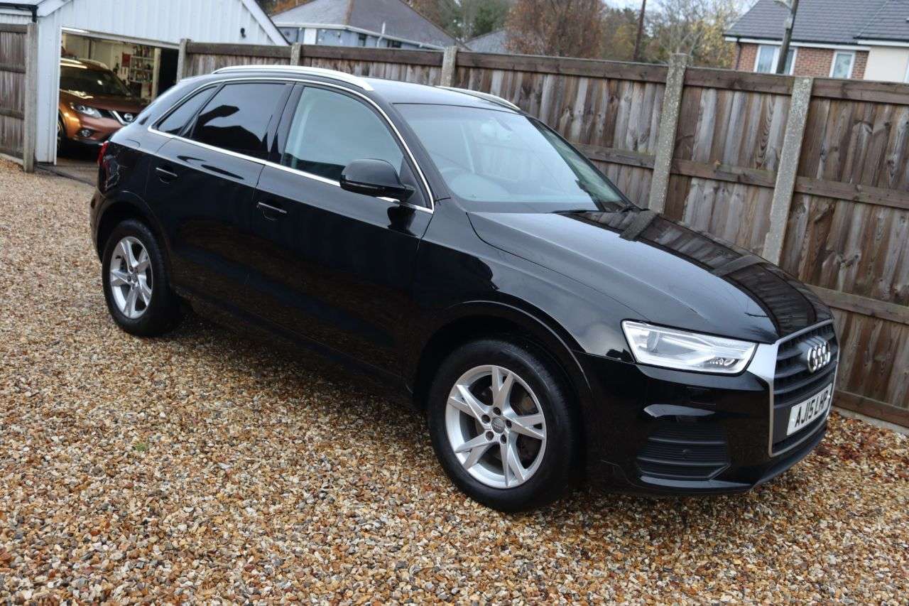 2015 AUDI Q3 2015 AUDI Q3