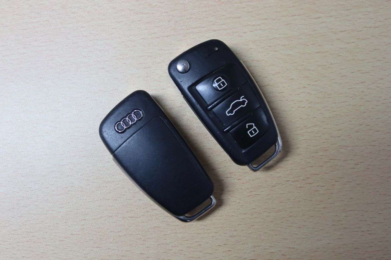 2015 AUDI Q3 2015 AUDI Q3