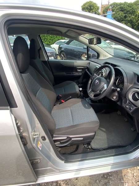 2012 TOYOTA YARIS 2012 TOYOTA YARIS