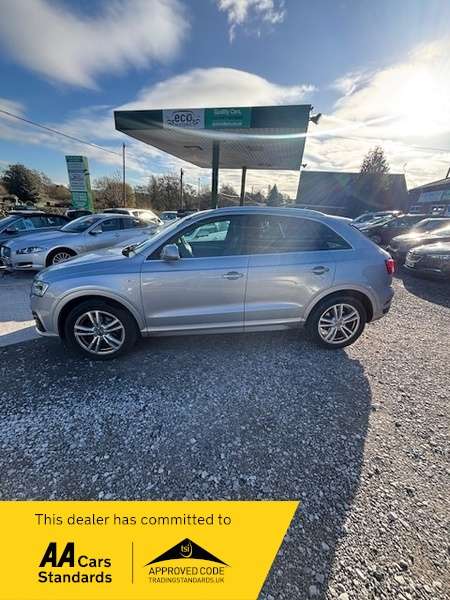 2015 AUDI Q3 2015 AUDI Q3