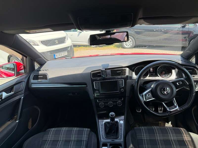 2015 VOLKSWAGEN GOLF 2015 VOLKSWAGEN GOLF